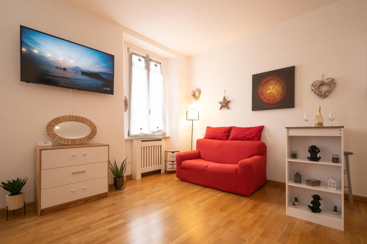 Portatorre Suite, A Charming Apartment In The Heart Of Como, Free Private Parking, Air Conditioning & More! Екстер'єр фото