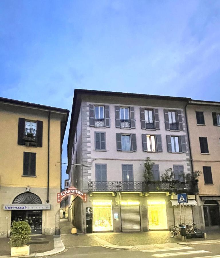 Portatorre Suite, A Charming Apartment In The Heart Of Como, Free Private Parking, Air Conditioning & More! Екстер'єр фото