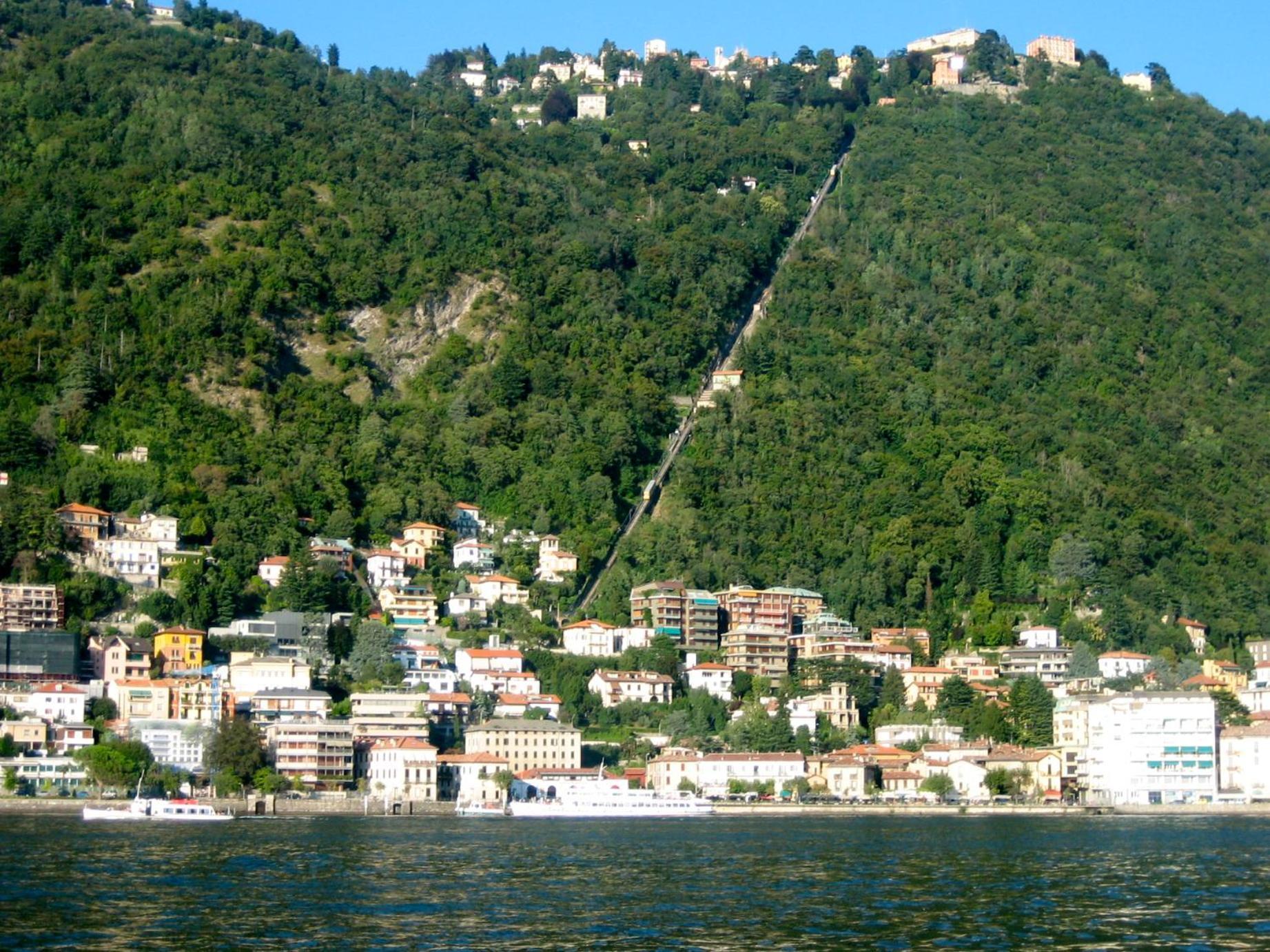 Portatorre Suite, A Charming Apartment In The Heart Of Como, Free Private Parking, Air Conditioning & More! Екстер'єр фото