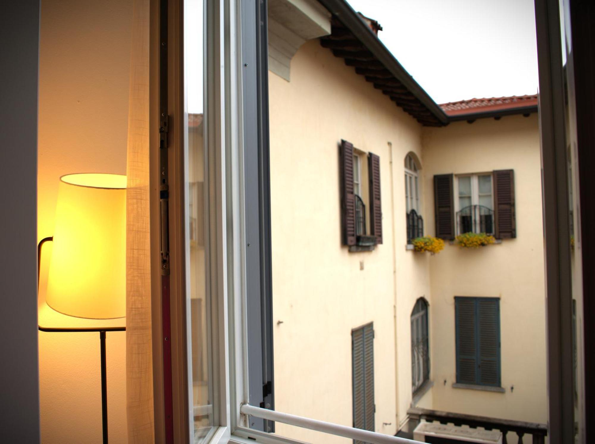 Portatorre Suite, A Charming Apartment In The Heart Of Como, Free Private Parking, Air Conditioning & More! Екстер'єр фото