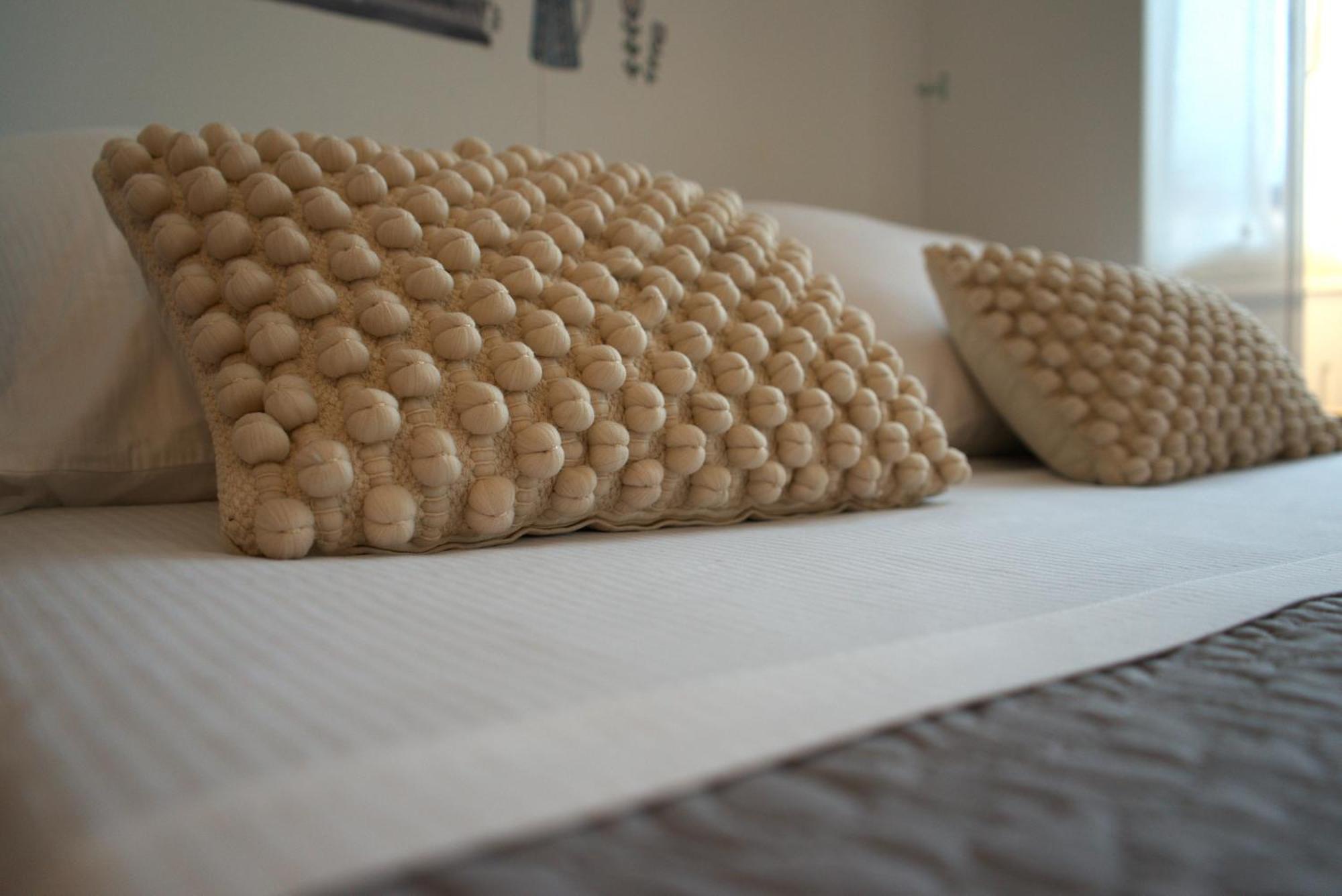 Portatorre Suite, A Charming Apartment In The Heart Of Como, Free Private Parking, Air Conditioning & More! Екстер'єр фото